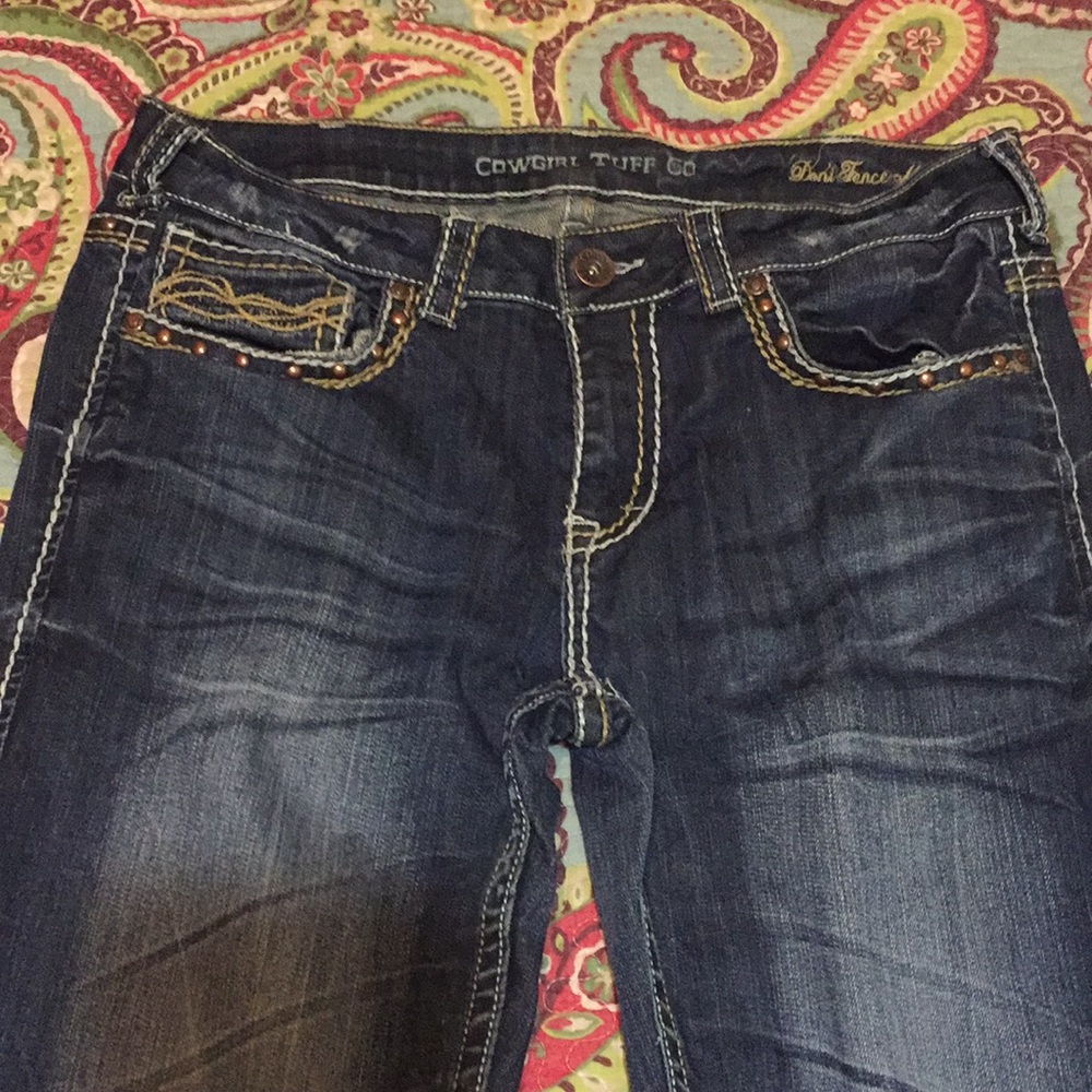 Cowgirl tuff  don't fence me in jeans